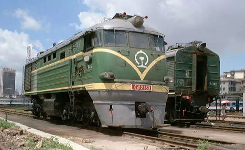 西瓜、橘子、老虎、藍貓……讓人大開眼界的中國火車機車簡譜及花名